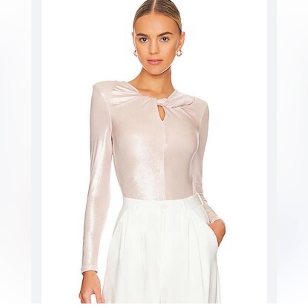 Astr the label beautiful top